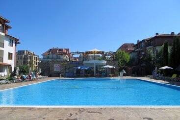 ホテル Apollon Apartments