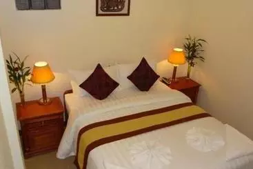 בית מלון כפרי Cozyna