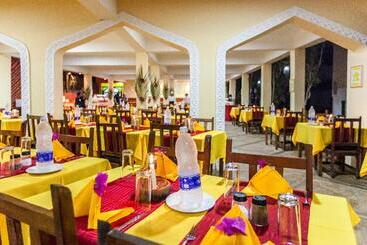 호텔 Waridi Beach Resort And Spa