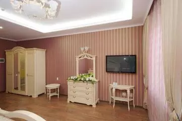 酒店 Grand  Classic