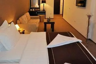 فندق Maria Antoanteta Apart Residence