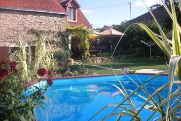 مبيت وإفطار Chambres D Hôtes La Vallée Des Vignes