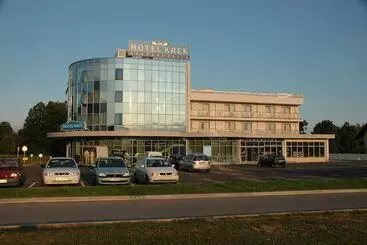 هتل Krek Superior