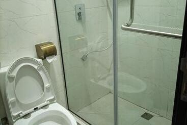 Nevada Hotel And Suites