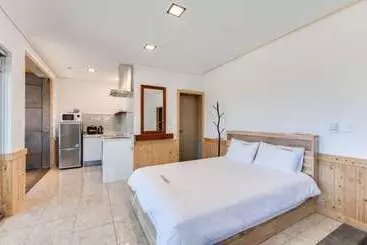 Majatalo Uljin Beatrice Pool Villa