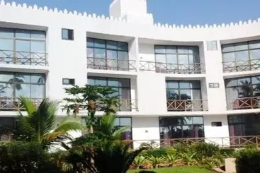 ホテル Coconut Tree Village Beach Resort