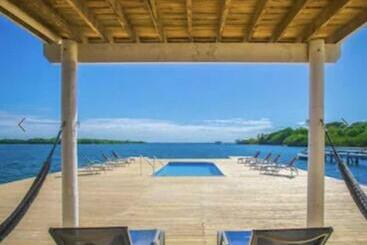 膳宿费 La’la Villas