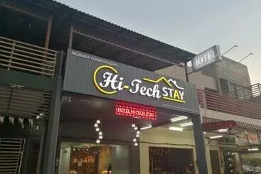 ホテル Hi Techstay