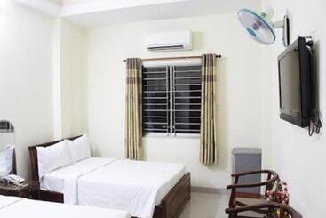 هتل Khách Sạn Song Anh