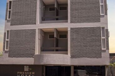 فندق Premier