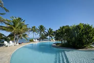 בית מלון כפרי Portofino Beach Resort An Authentic Island Escape!