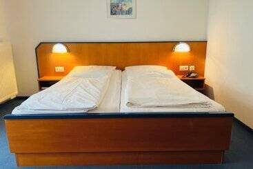Trip Inn Aktivhotel & Restaurant Sonnenhof Bei Passau Ehemals Sporthotel Sonnenhof