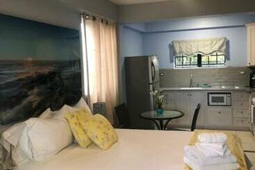 هتل آپارتمان Beach Studio In Crown Point