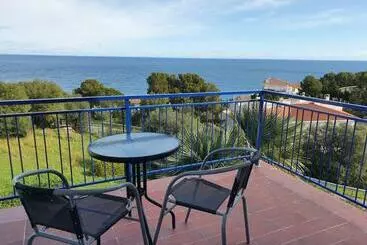 Pension Habitacions Cau Del Llop