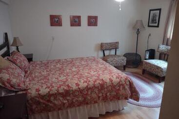 아파트호텔 Rocky Mountain Inn