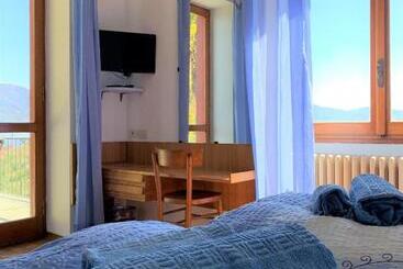 Nocleg ze śniadaniem Villa Angelina Guest House