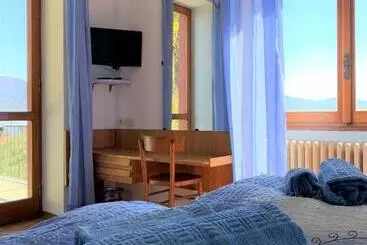 ベッドアンドブレックファースト Villa Angelina Guest House