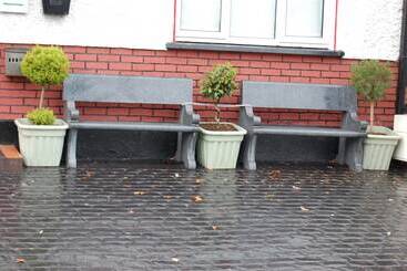 Flyover Bed And Breakfast