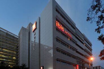 هتل Ibis Lisboa Parque Das Nações