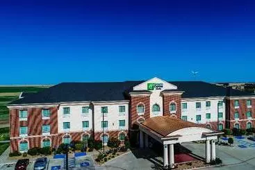 Holiday Inn Express Hotel & Suites Pampa, An Ihg