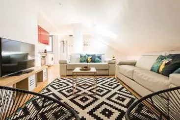 آپارتمان Smartrental Puerta Del Sol