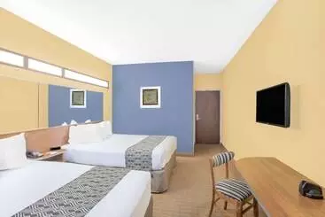 Microtel Inn & Suites Chili/rochester
