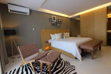 Ossotel Legian