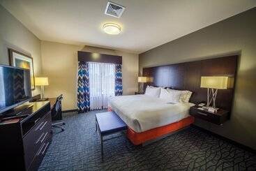 فندق Holiday Inn Express & Suites Oklahoma City Southeast, An Ihg