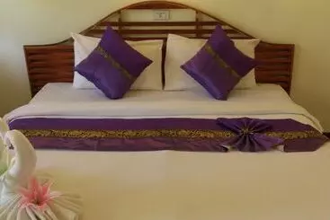 فندق The Krabi Forest Homestay