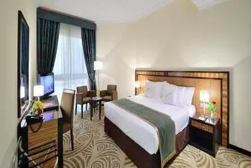 Al Majaz Premiere Hotel Apartments