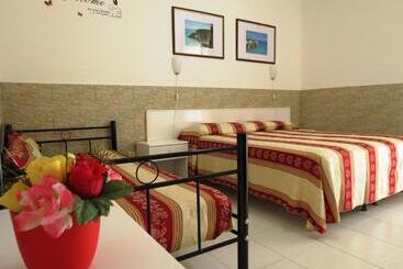 リゾートホテル Residence Villa Ascoli