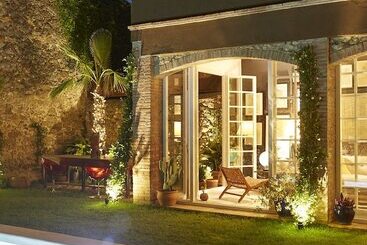 ホテル Llimona Suites   Adults Only