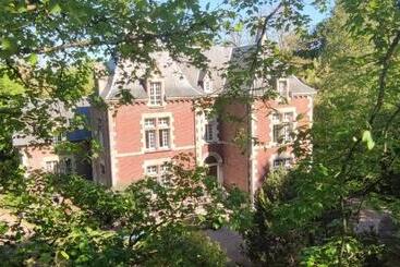 مبيت وإفطار Domaine De La Croix De Saint Lambert