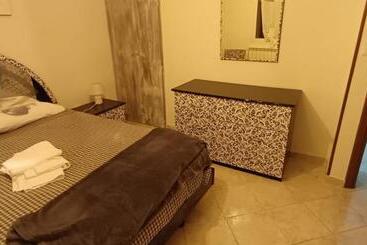 Bed and Breakfast 1727 Alloggio La Via Degli Dei