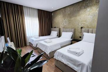 בית מלון כפרי Imperator