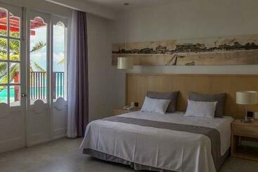 ホテル Mystique Casa Perla By Royalton