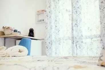 ベッドアンドブレックファースト Levante Apartment