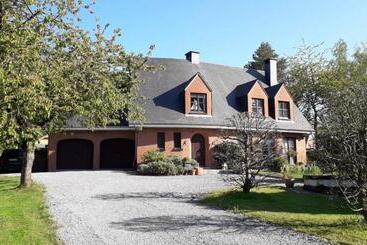 پانسیون Villa Sparadis