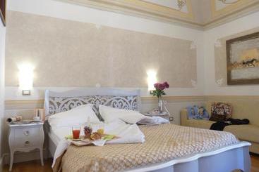 مبيت وإفطار In Tarquinia Albergo Diffuso