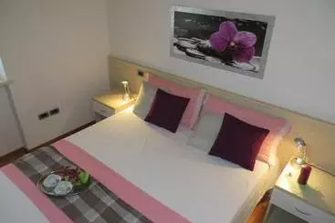 شقق خاصة سياحية Bella Villa Apartments