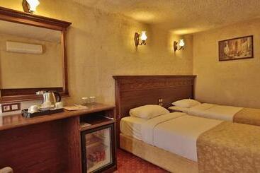 Dilek Kaya Hotel Special Class