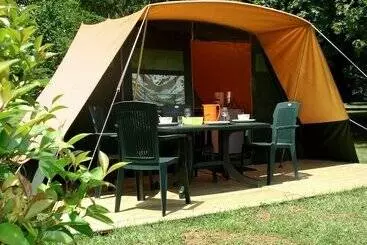 ホテル Camping La Croix Badeau Tentes équipées