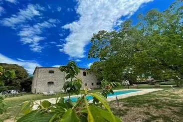 Hotelli Exclusive Pool Open All Year Spoleto Biofarm Slps 8 Village Shops, Bar1 Km 6