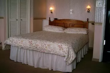 Bed and Breakfast Peterborough House