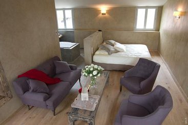 ホテル Charme & Business Hôtel Lyon