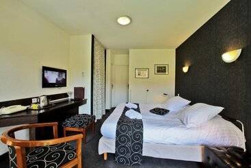 هتل De Compostelle