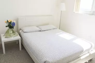 בית מלון כפרי Intracoastal Yacht Club