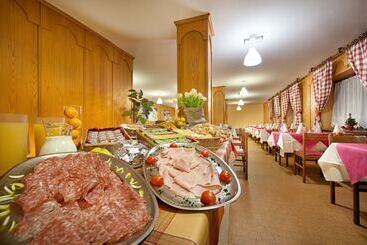 בית מלון כפרי Teola