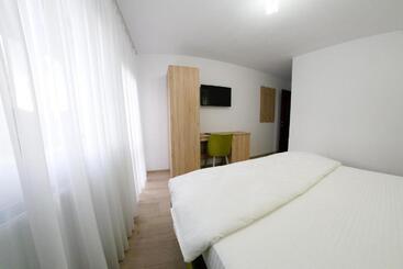 Pensjonat Bucovina Holidays Sadova