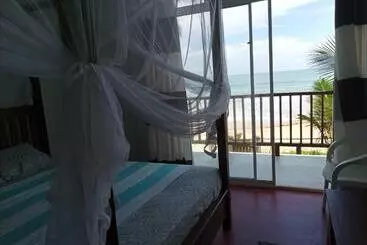 Pensão Himana Beach Rest